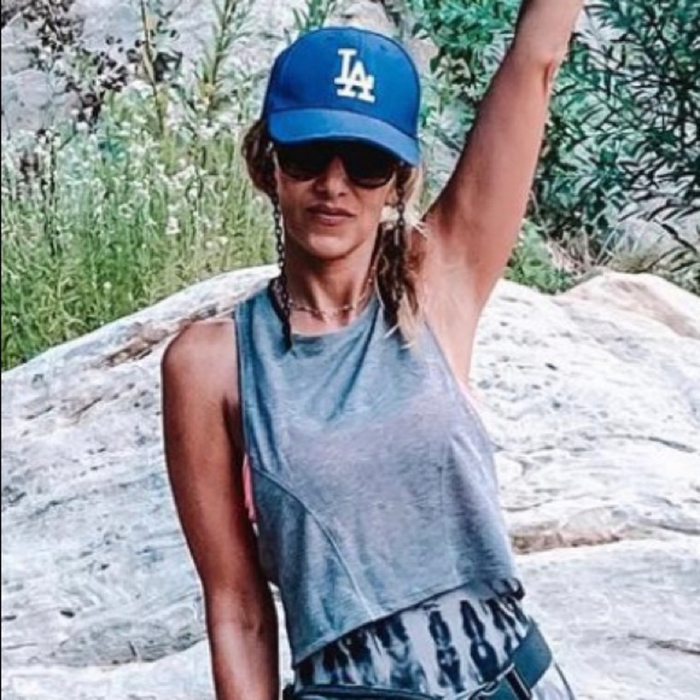 Lululemon stronger as one muscle tank